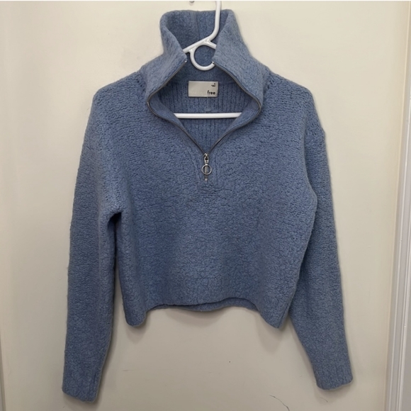 Wilfred Free cropped sweater cozy!! - Picture 3 of 6